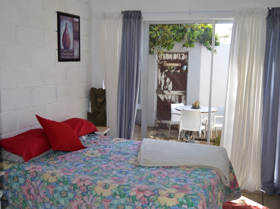 4 Bedroom Property for Sale in Britannia Bay Western Cape